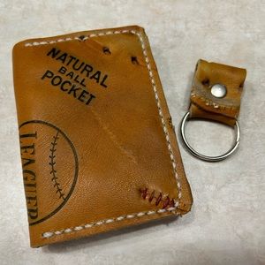 Handmade Baseball Glove Leather Bifold  Pocket Wallet Card Holder Vintage Mitt